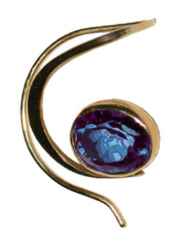 Curl Earring in 14 kt. Gold and Blue Topaz