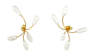 Pearl Web Earring